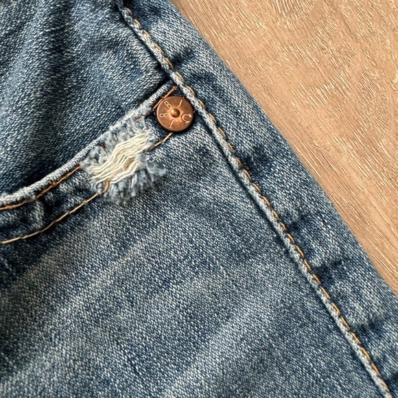 True Religion Girl’s Extreme Flare Boot Cut Jeans Size 8 y2k - Picture 4 of 14